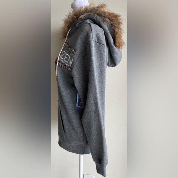 NWT DISNEY FROZEN THE HIT BROADWAY MUSICAL EMBROIDERED FUR RIMMED HOODIE SZ XS - Picture 12 of 14